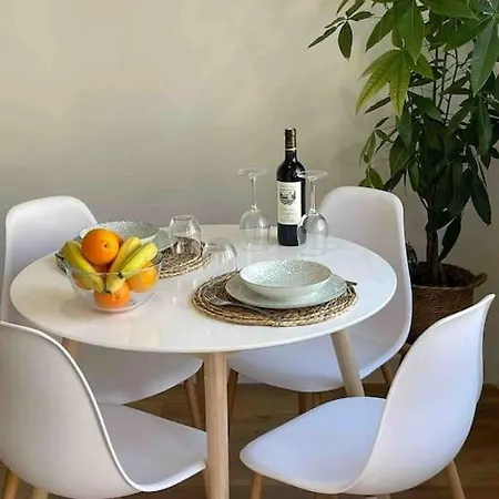Le P'tit Rochelais - Proche Marche Central Et Gare Sncf- Wifi Haut Debit - Apartment La Rochelle (Charente-Maritime)
